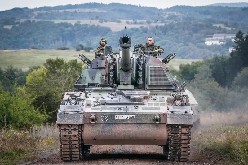 „Timpul este esențial”. În goana după achiziții militare, Germania își schimbă regula de bază